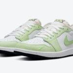 air-jordan-1-low-og-ghost-green-cz0790-103-1